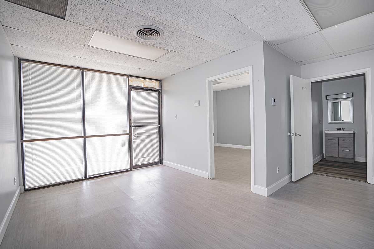 warehouse and office space for lease leasing in dallas fort worth grand prairie