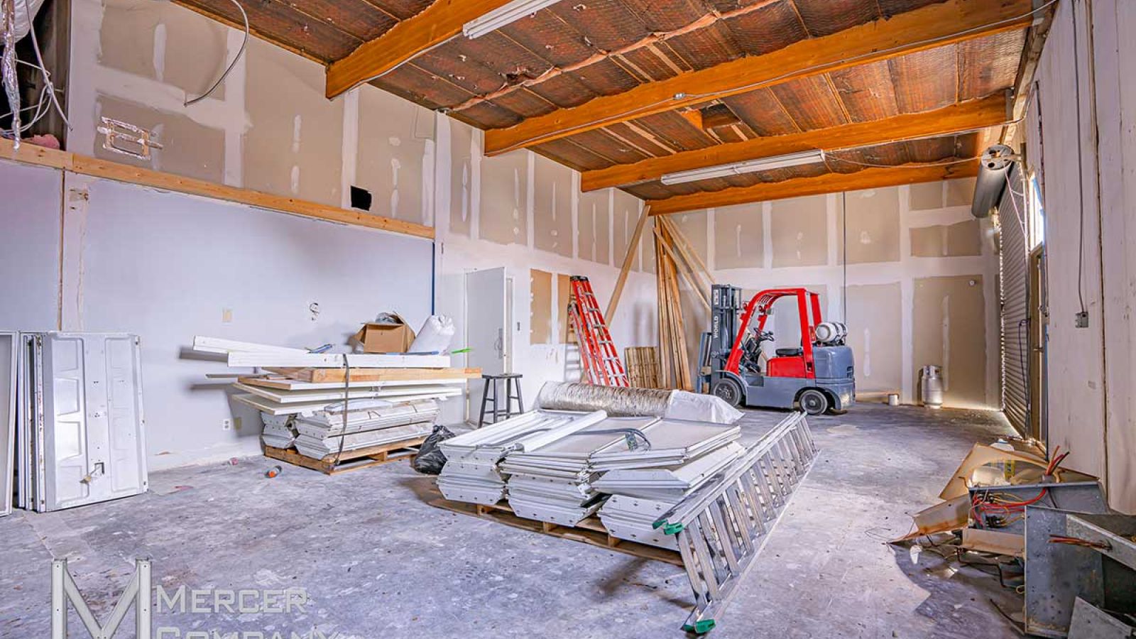 warehouse and office space for lease leasing in dallas fort worth grand prairie